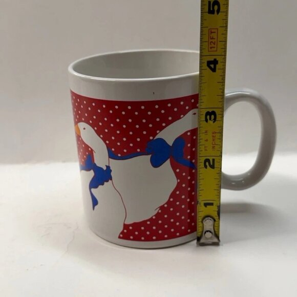 Vintage 8oz. Christmas Goose Blue Ribbon Coffee Mug Cup - Picture 4 of 6
